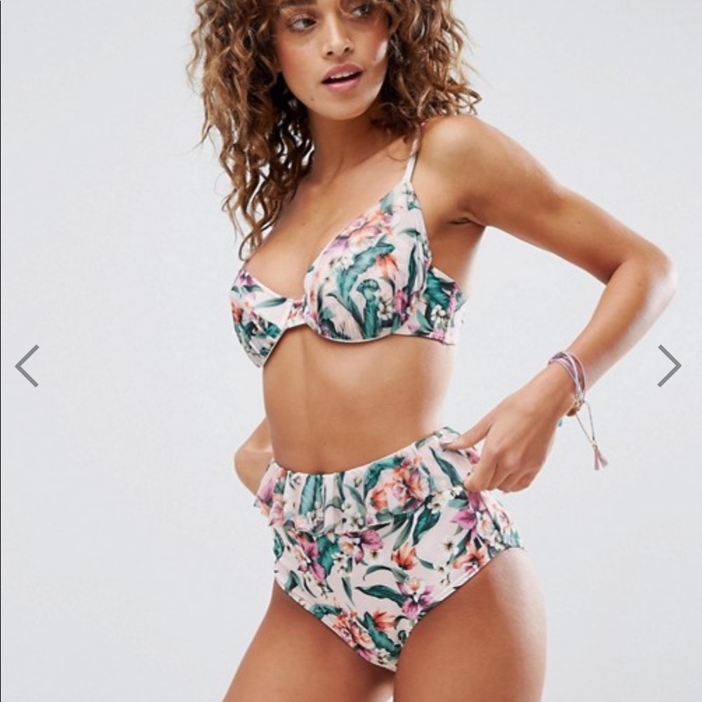 ASOS Tropical Frill High Waist Bikini Bottom - Picture 4 of 7